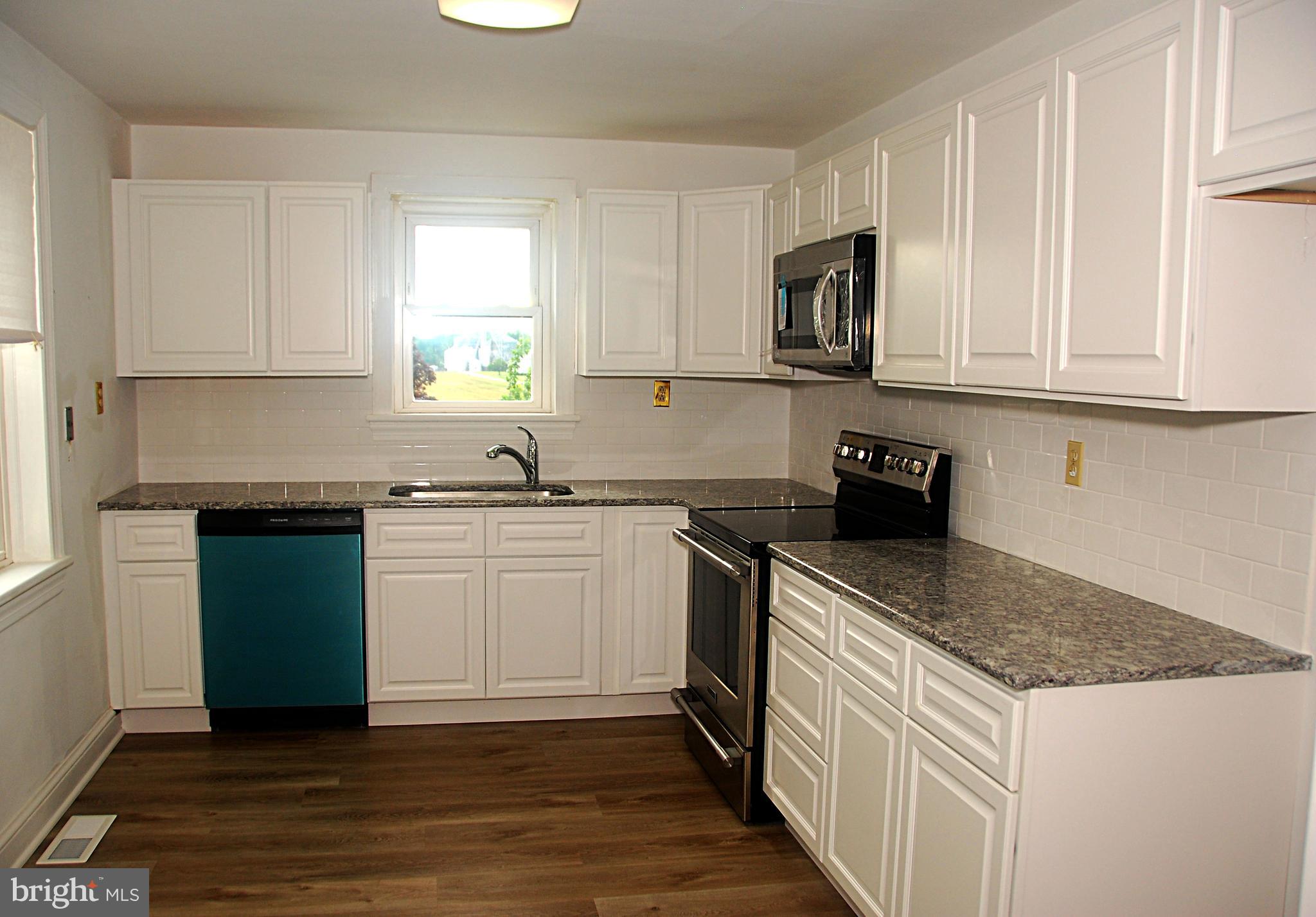 417 Appleton Road Elkton, MD 21921 - Photo 5 of 20 Brand new kitchen with soft close drawers