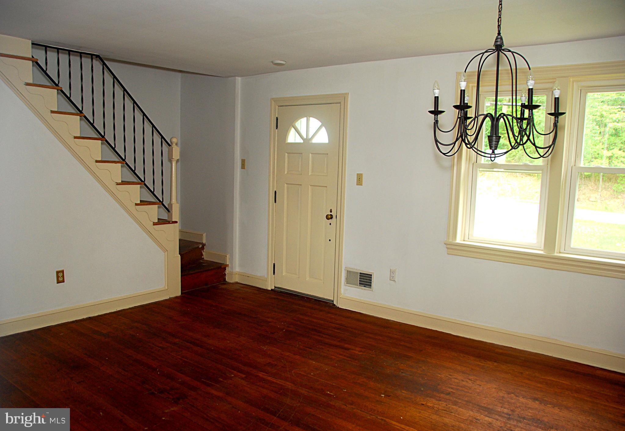 417 Appleton Road Elkton, MD 21921 - Photo 7 of 20 Large family room