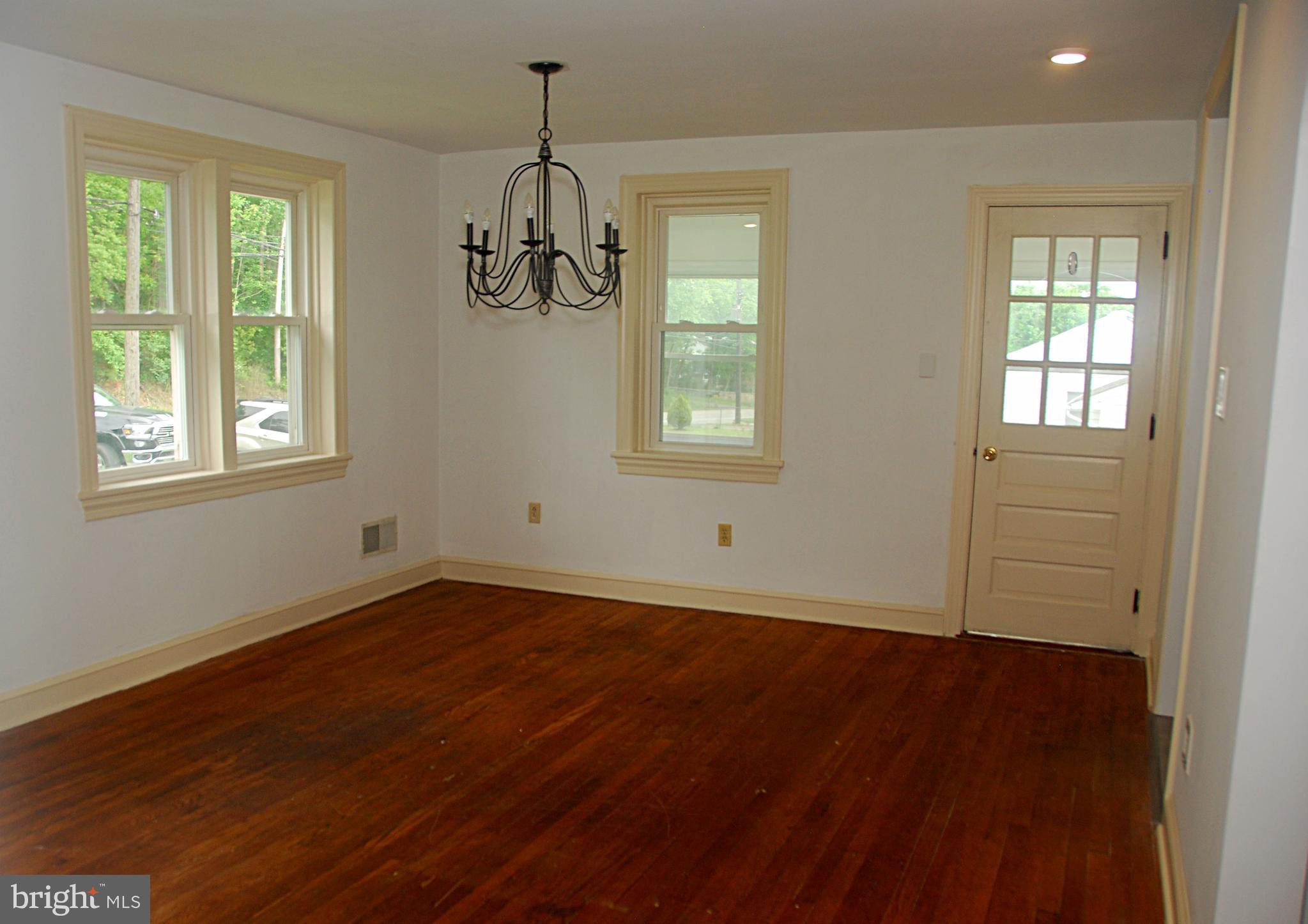 417 Appleton Road Elkton, MD 21921 - Photo 10 of 20 Family room