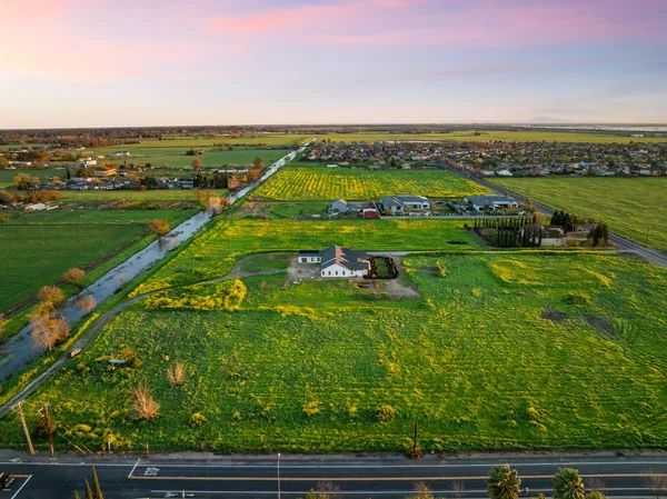 $2,199,000 | 3527 Otis Avenue, West Sacramento, CA 95691