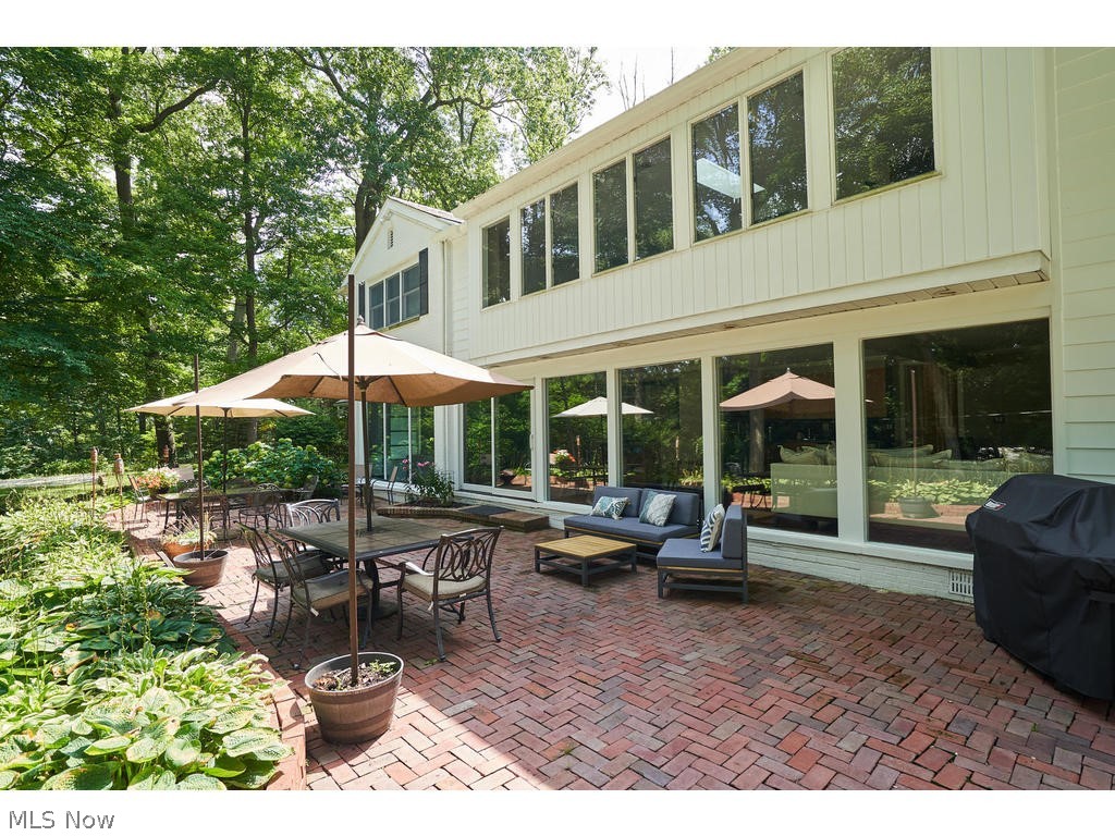 2305 Tinkham Road Akron, OH 44313 - Photo 4 of 34 Gallery Image 4
