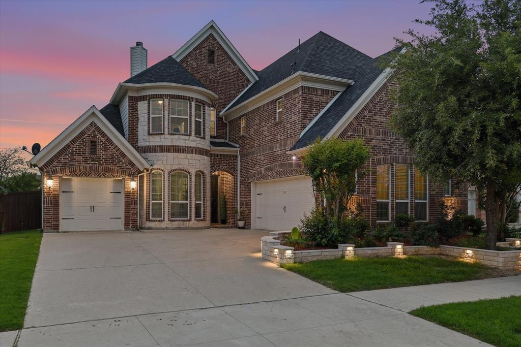 5631 Romantik Road Frisco, TX 75035 - Photo 2 of 40