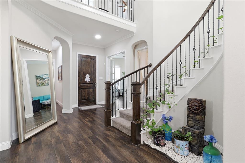 5631 Romantik Road Frisco, TX 75035 - Photo 4 of 40