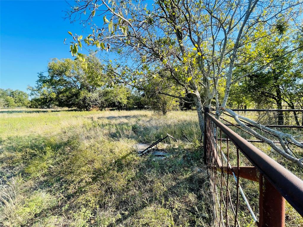 8600 I-20 Access Road Eastland, TX 76448 - Photo 8 of 10 a view of mountain with wooden floor