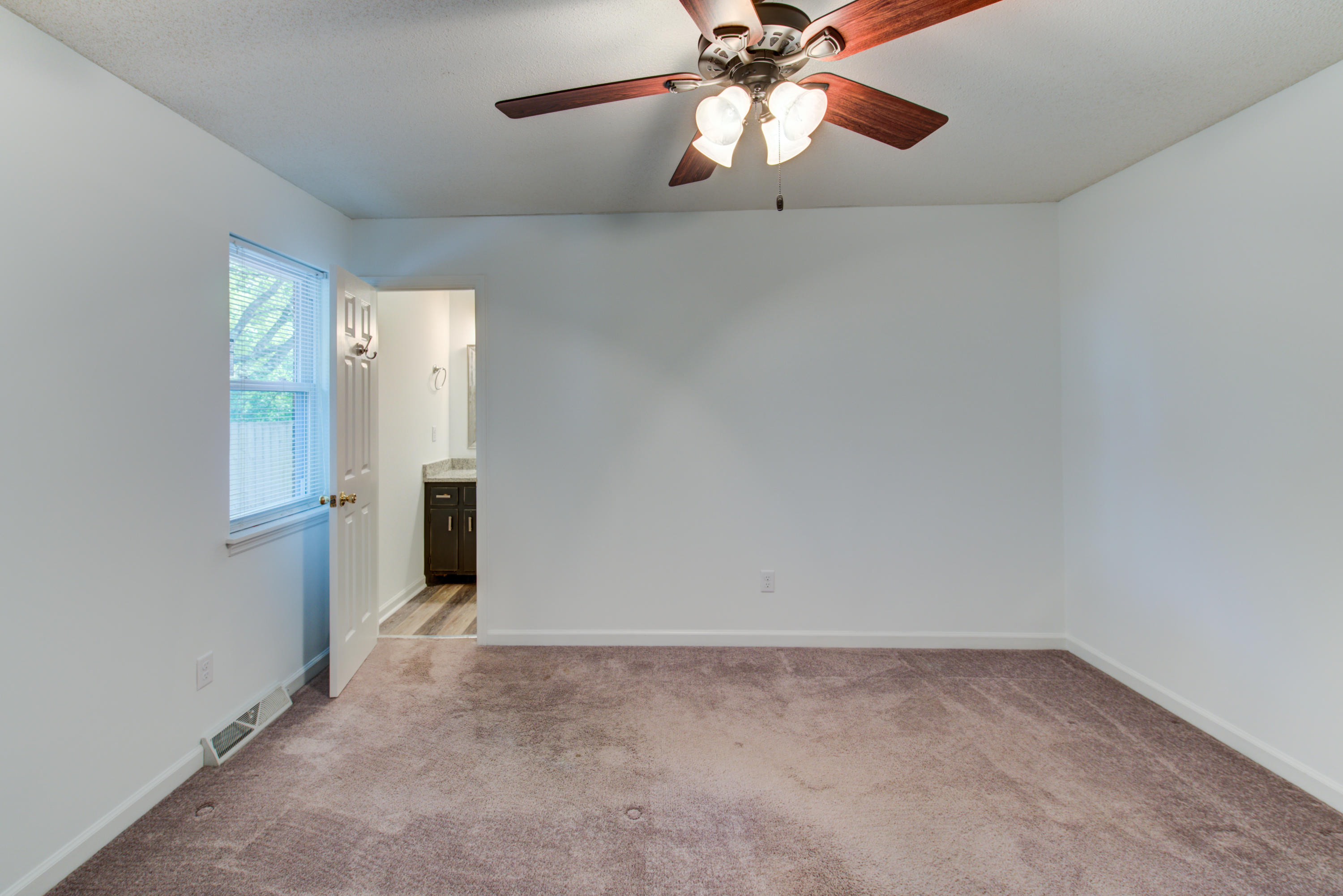 1539 Wakendaw Road Mount Pleasant, SC 29464 - Photo 14 of 28 Bedroom