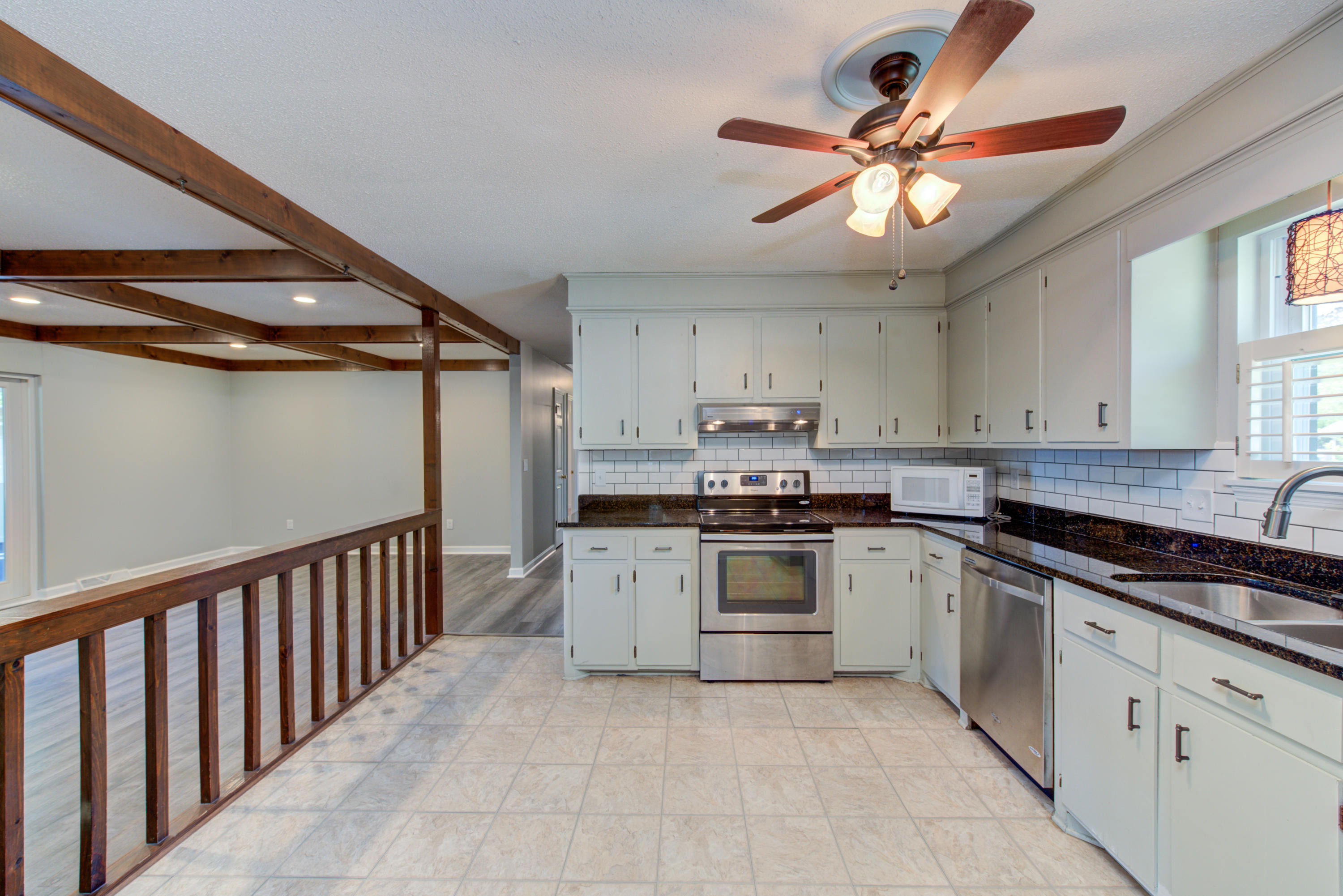 1539 Wakendaw Road Mount Pleasant, SC 29464 - Photo 3 of 28 Kitchen