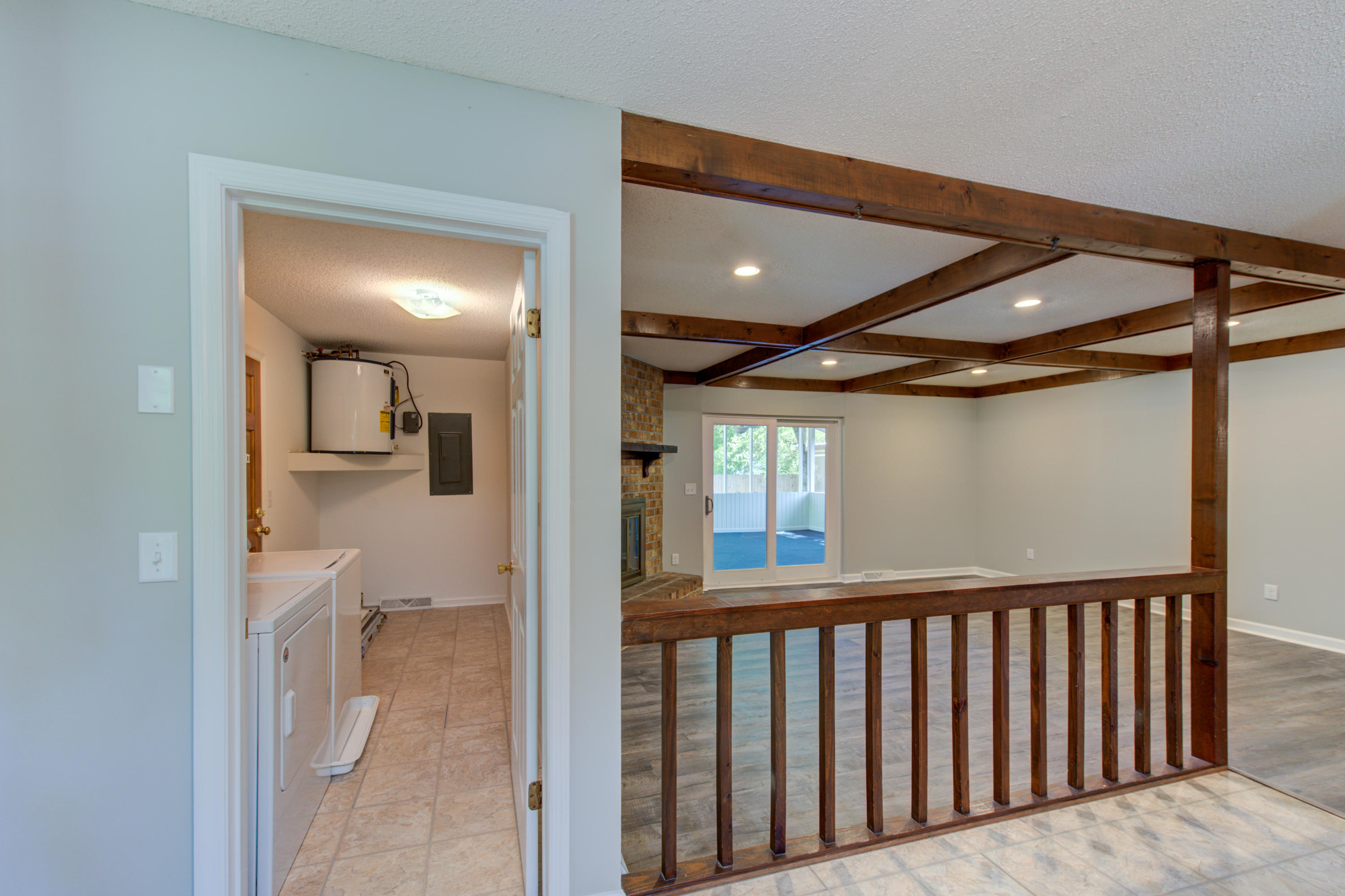 1539 Wakendaw Road Mount Pleasant, SC 29464 - Photo 21 of 28 Laundry