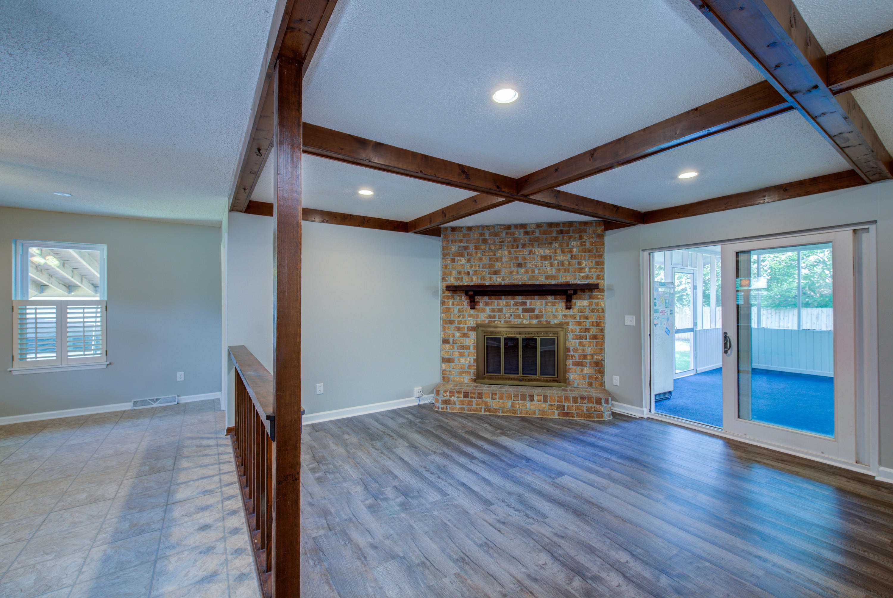 1539 Wakendaw Road Mount Pleasant, SC 29464 - Photo 6 of 28 Living-Dining