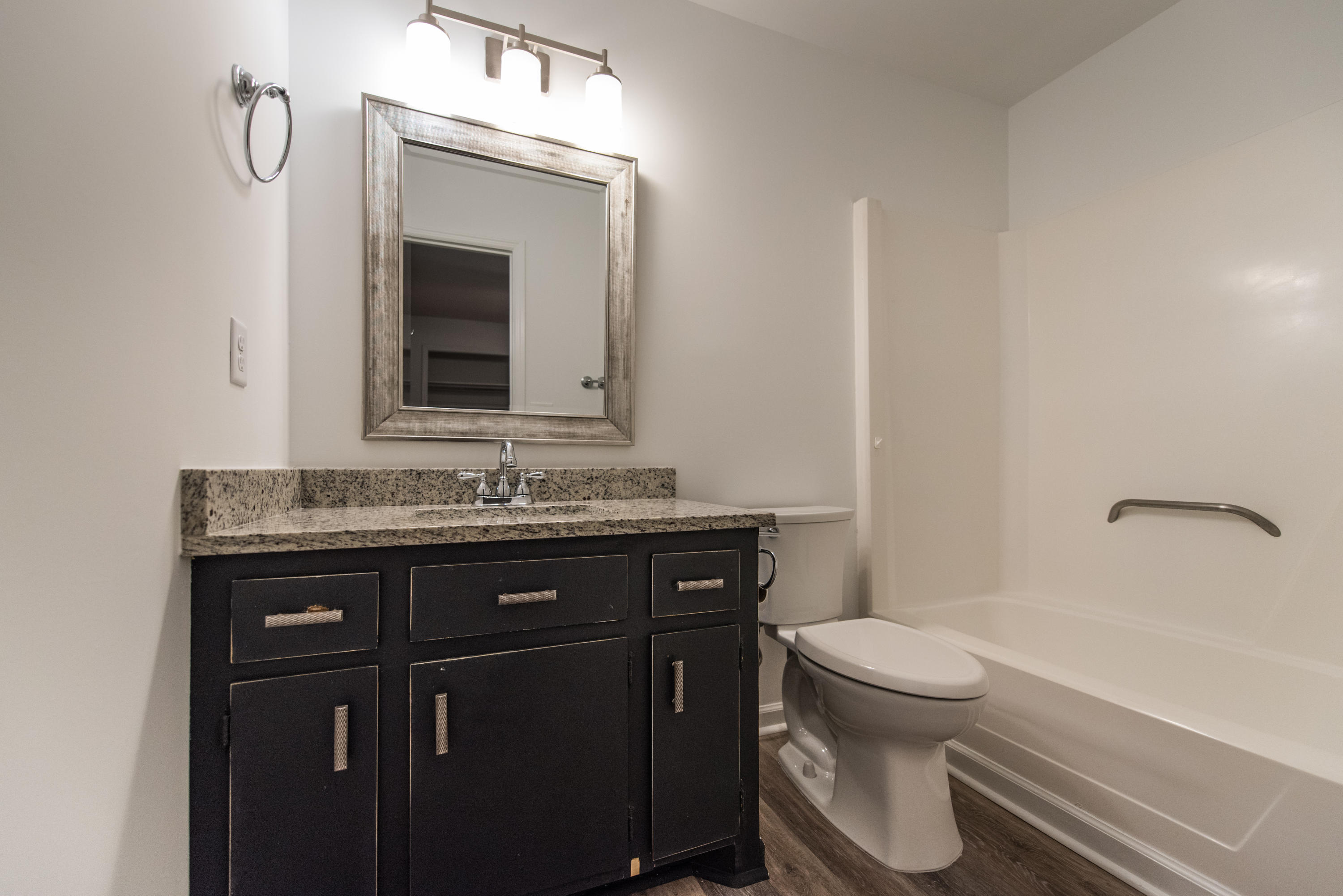 1539 Wakendaw Road Mount Pleasant, SC 29464 - Photo 8 of 28 Restroom