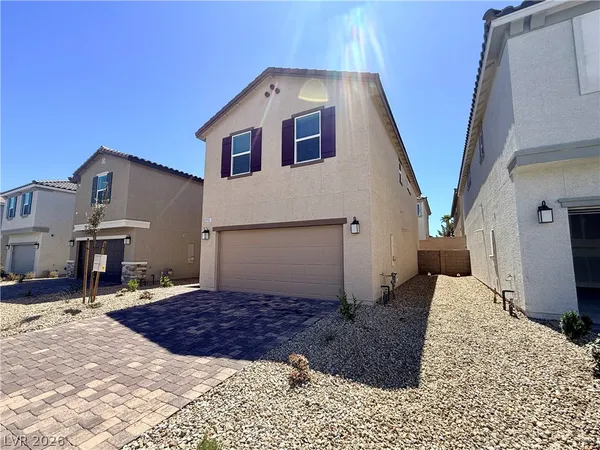 $2,400 | 9255 Innot Avenue, Las Vegas, NV 89148