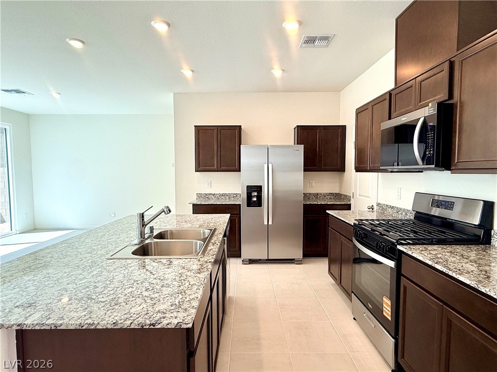 9255 Innot Avenue Las Vegas, NV 89148 - Photo 5 of 48