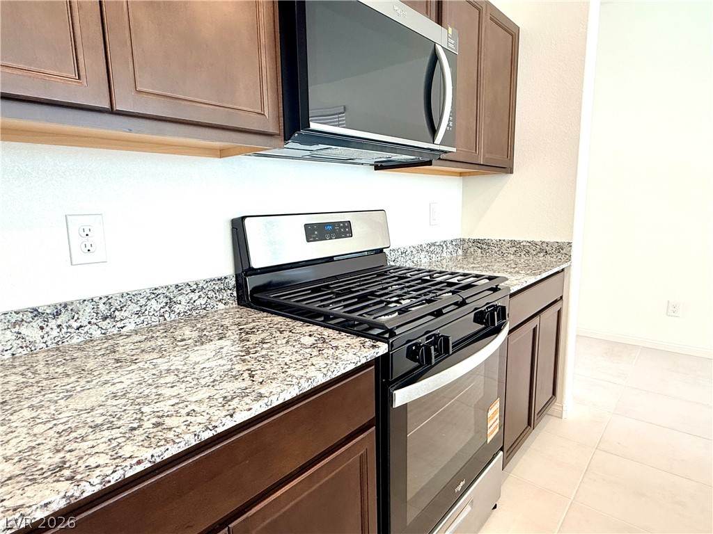 9255 Innot Avenue Las Vegas, NV 89148 - Photo 8 of 48