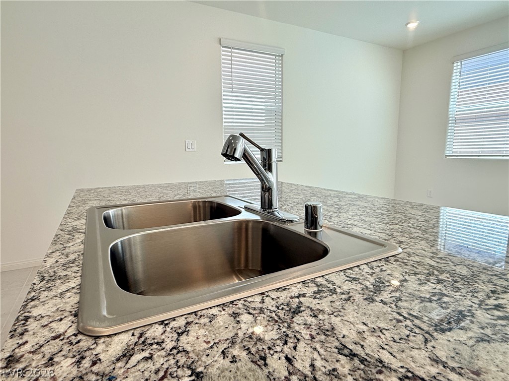 9255 Innot Avenue Las Vegas, NV 89148 - Photo 10 of 48