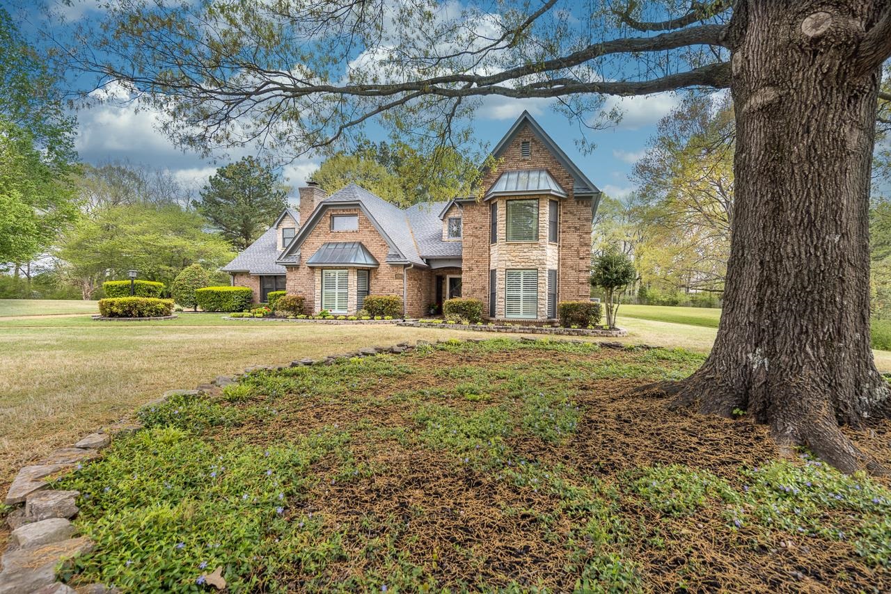 4210 Bartlett Country Road Bartlett, TN 38135 - Photo 2 of 25 Gallery Image 2