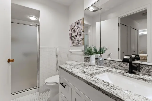 $235,000 | 3412 Oak Ridge Road, Unit 208, Minnetonka, MN 55305