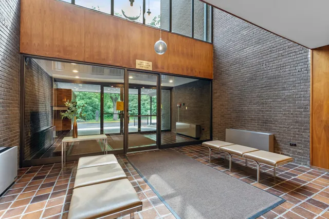 $235,000 | 3412 Oak Ridge Road, Unit 208, Minnetonka, MN 55305