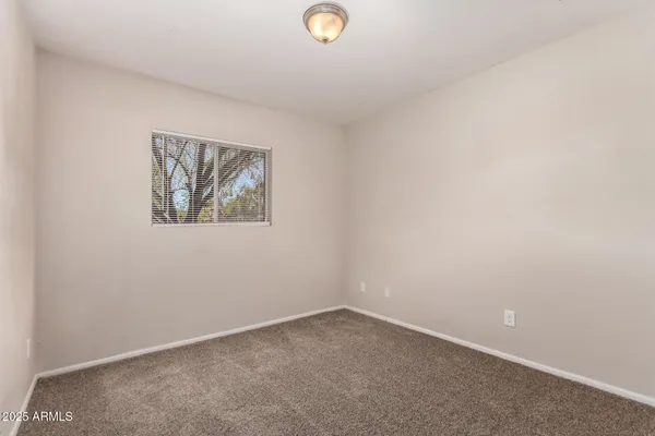 $359,950 | 2112 West Dahlia Drive, Phoenix, AZ 85029