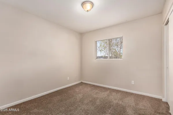 $359,950 | 2112 West Dahlia Drive, Phoenix, AZ 85029