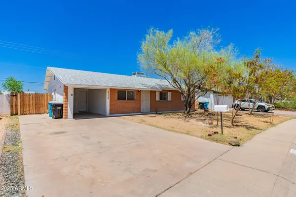$359,950 | 2112 West Dahlia Drive, Phoenix, AZ 85029