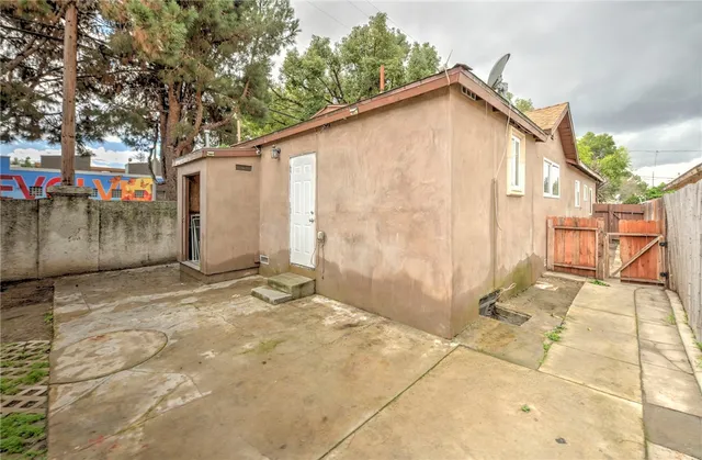 $599,000 | 15364 Naranja Avenue, Paramount, CA 90723