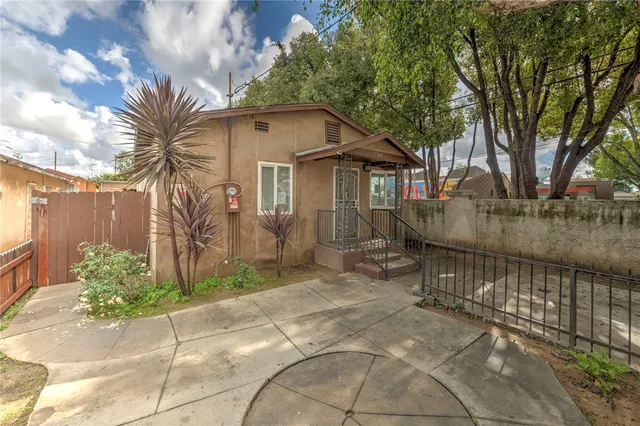 $599,000 | 15364 Naranja Avenue, Paramount, CA 90723