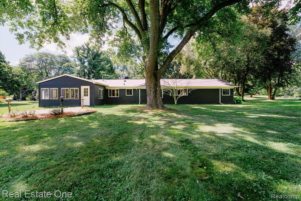 2270 Kingsford Road Rochester Hills, MI 48309 - Photo 41 of 43