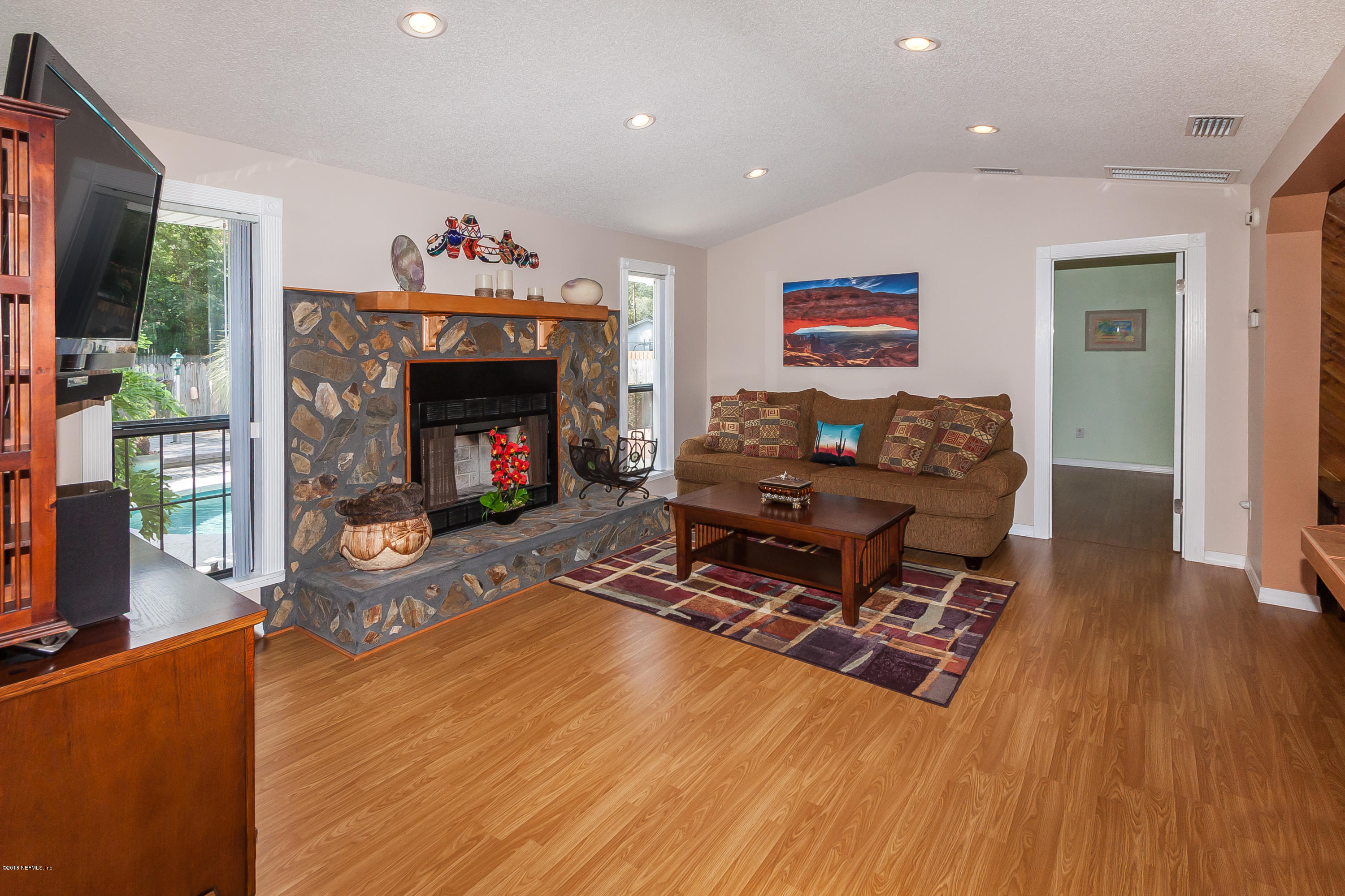 85468 Haddock Road Yulee, FL 32097 - Photo 21 of 49 family room (2)