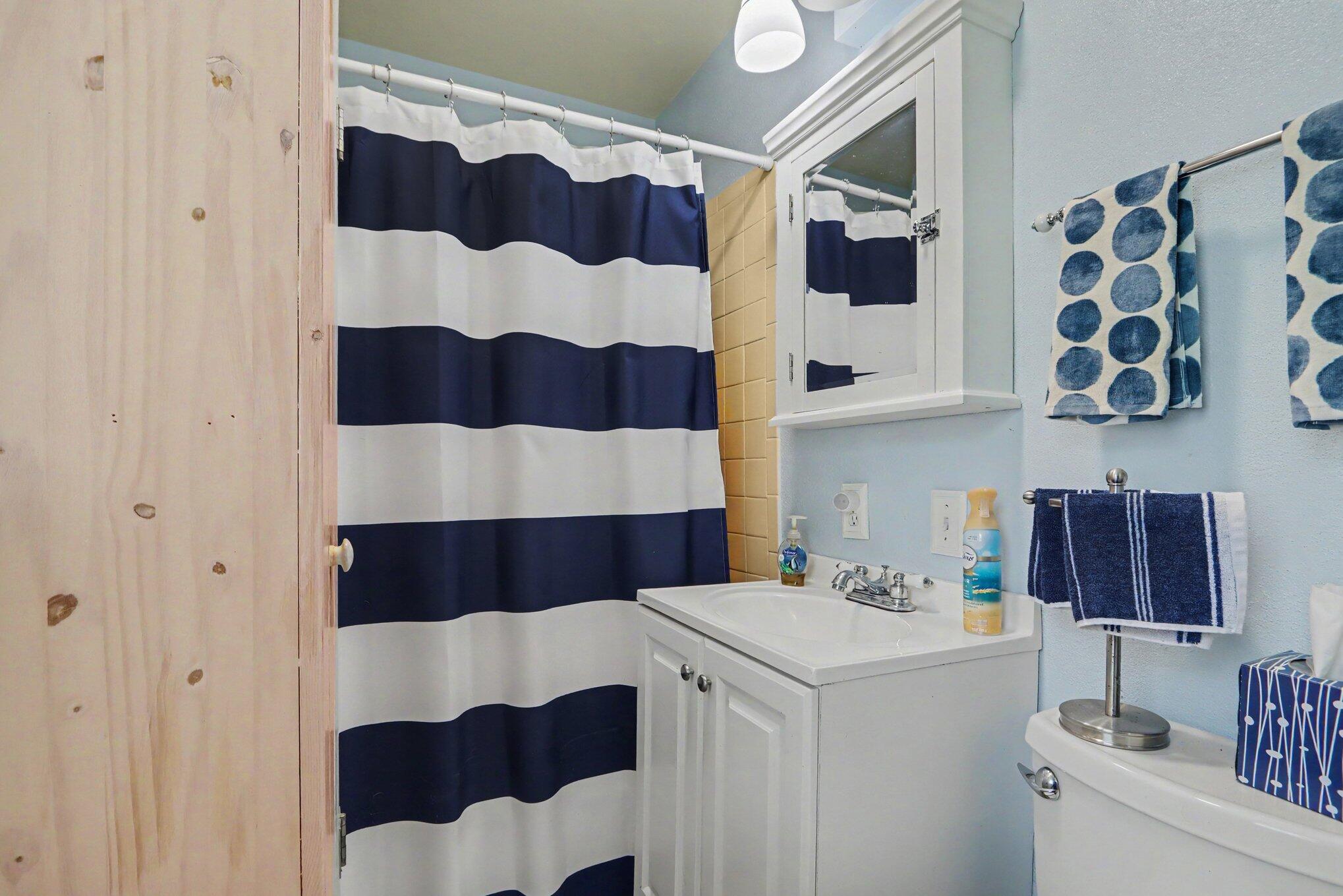 11169 Lakeshore Drive Three Rivers, MI 49093 - Photo 19 of 35 017_file_1842