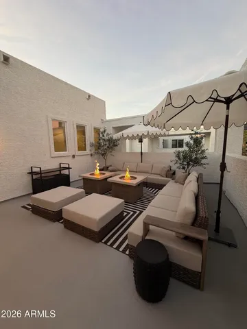 a picture of a floor plan