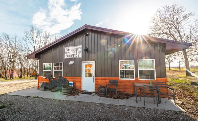 $525,000 | 1610 Highway 64, Tunas, MO 65764