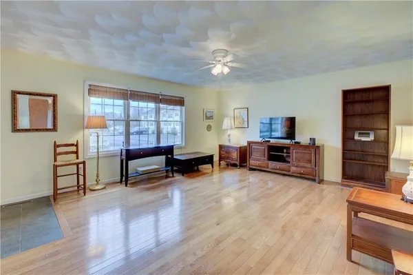 $349,000 | 25 Hyde Avenue, Unit 25, Pawtucket, RI 02861