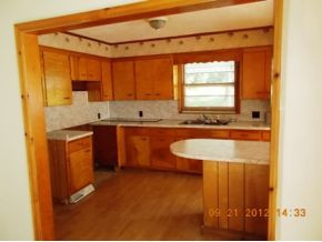 172 Madison Street Erwin, TN 37650 - Photo 8 of 10 Kitchen