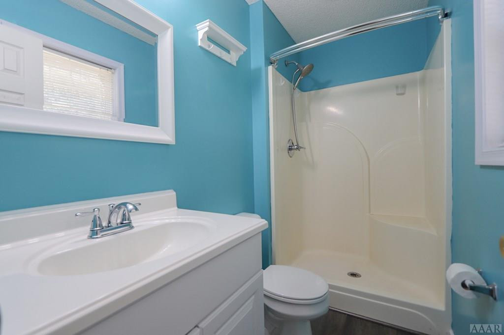 391 Country Club Road Camden, NC 27921 - Photo 6 of 42 Primary Bathroom