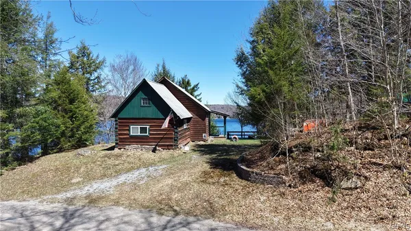 $289,900 | 2923 South Lake Road, Ohio, NY 13338