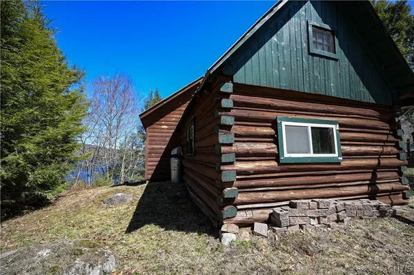 $289,900 | 2923 South Lake Road, Ohio, NY 13338