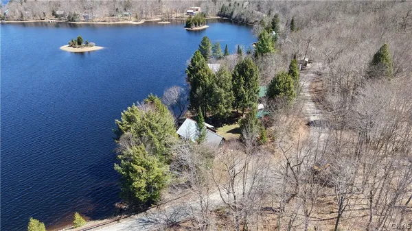$289,900 | 2923 South Lake Road, Ohio, NY 13338