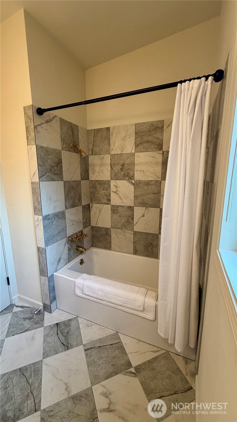 630 7th Avenue Forks, WA 98331 - Photo 16 of 34