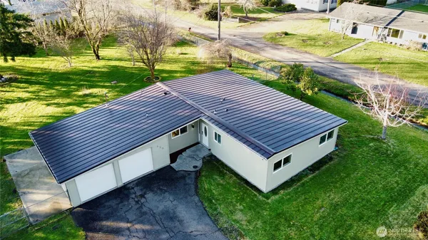 $450,000 | 630 7th Avenue, Forks, WA 98331