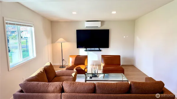 $450,000 | 630 7th Avenue, Forks, WA 98331