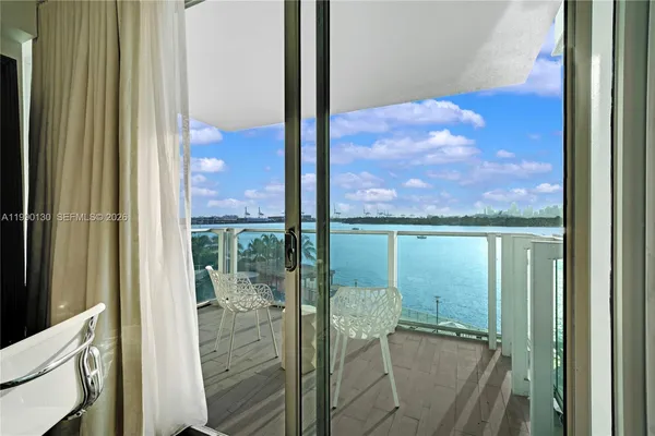 $3,500 | 1100 West Avenue, Unit 514, Miami Beach, FL 33139