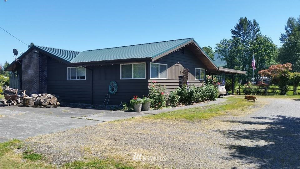 5640 Lawrence Road Everson, WA 98247 - Photo 2 of 10 Gallery Image 2