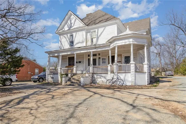 $299,900 | 616 North Mebane Street, Burlington, NC 27217