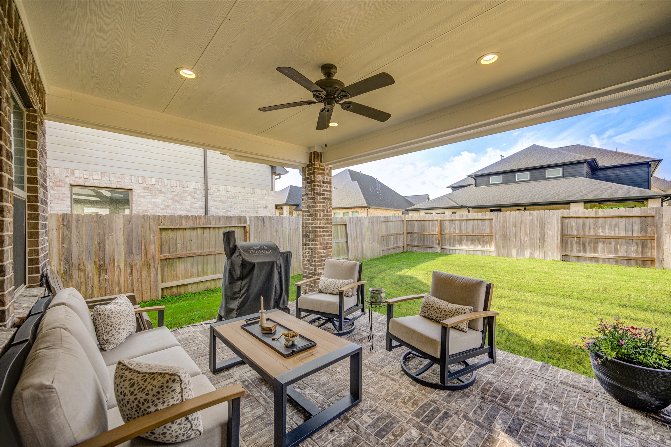 17758 Tree Of Heaven Conroe, TX 77385 - Photo 40 of 44 a outdoor living space with furniture
