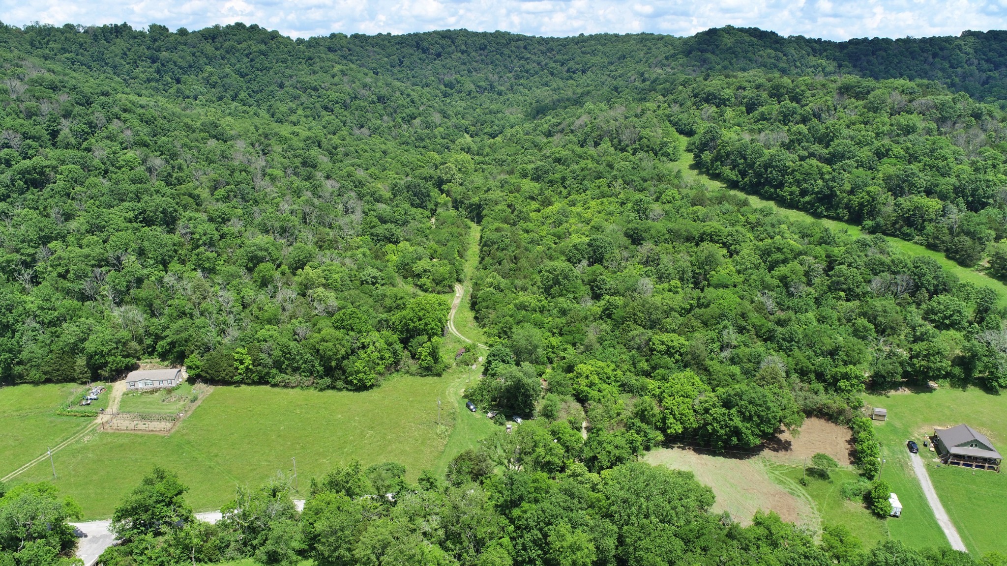 2 Carter Branch Road Hartsville, TN 37074 - Photo 5 of 13 Gallery Image 5
