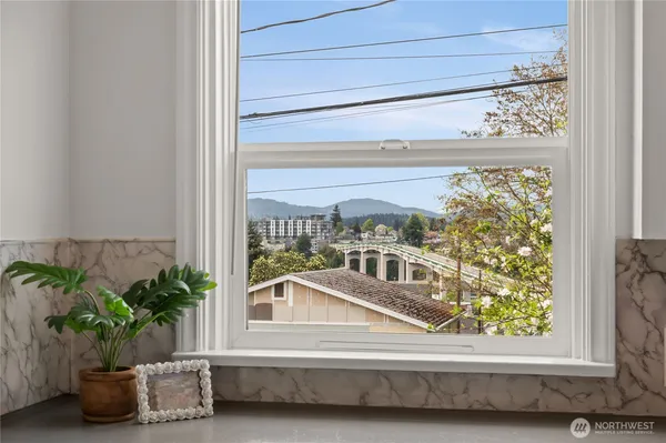 $410,000 | 1110 Hayward Avenue, Bremerton, WA 98310