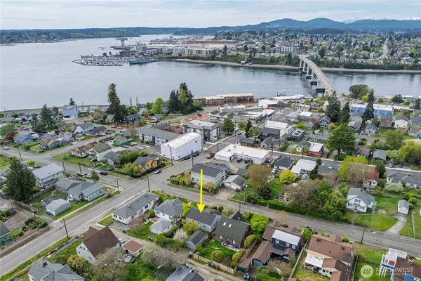 $410,000 | 1110 Hayward Avenue, Bremerton, WA 98310
