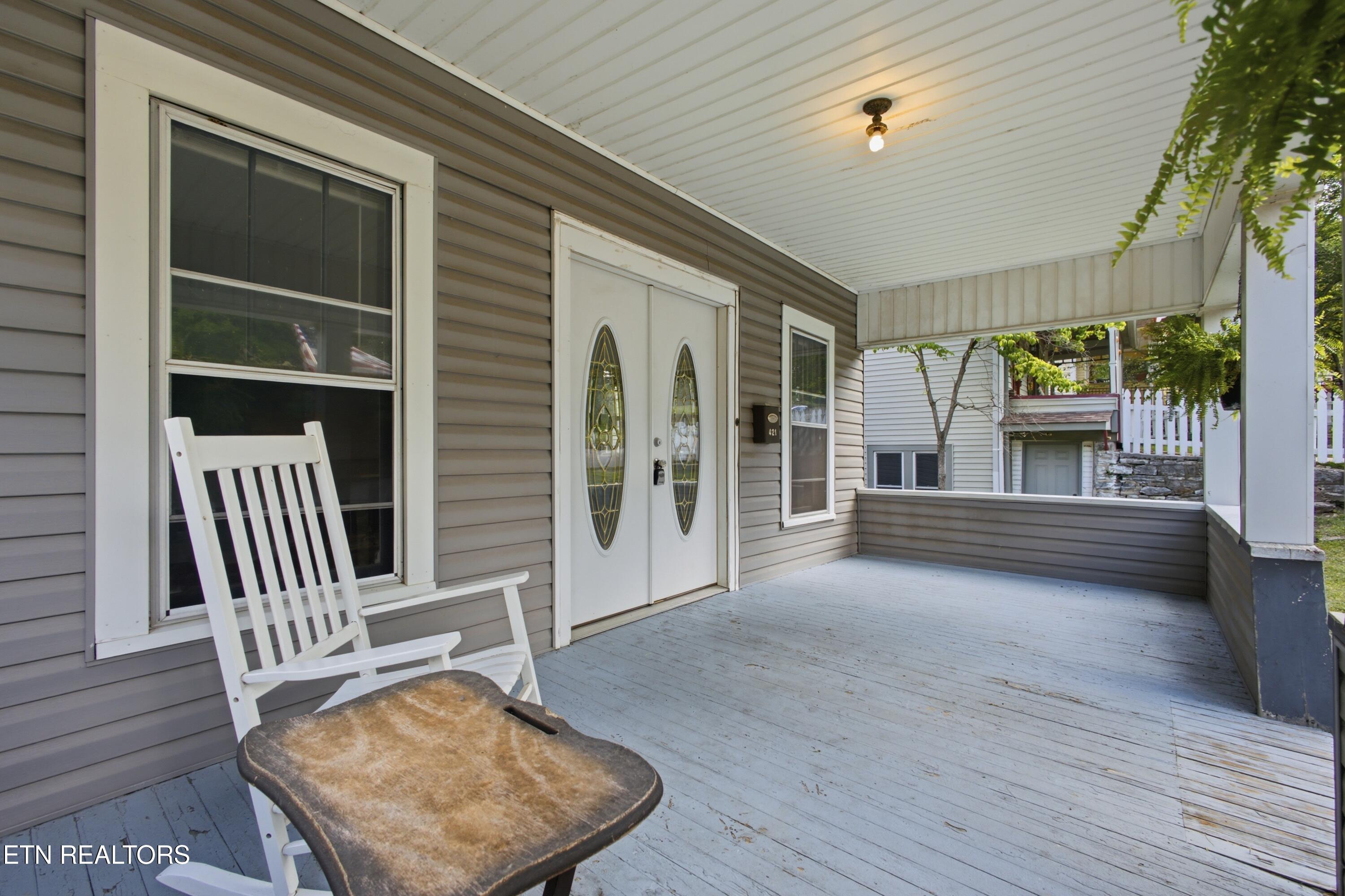 421 Cumberland Street Harriman, TN 37748 - Photo 5 of 42 SPOT5655