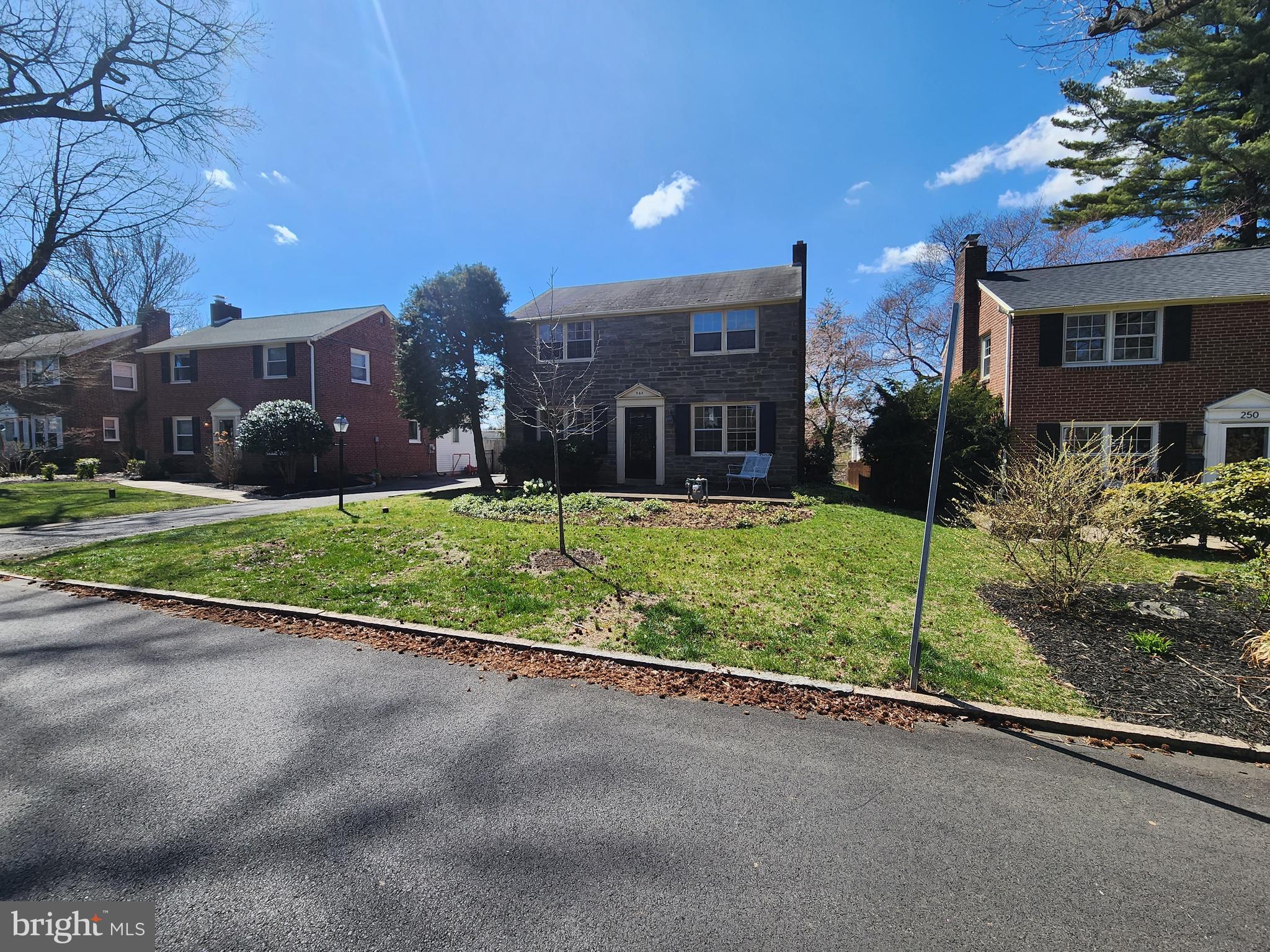248 Harrogate Road Wynnewood, PA 19096 - Photo 3 of 45