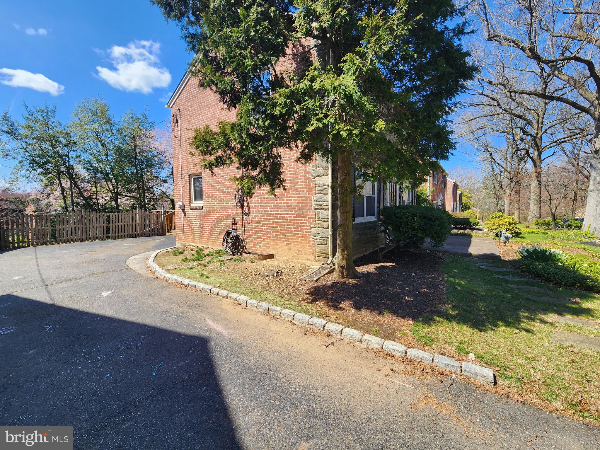 248 Harrogate Road Wynnewood, PA 19096 - Photo 4 of 45