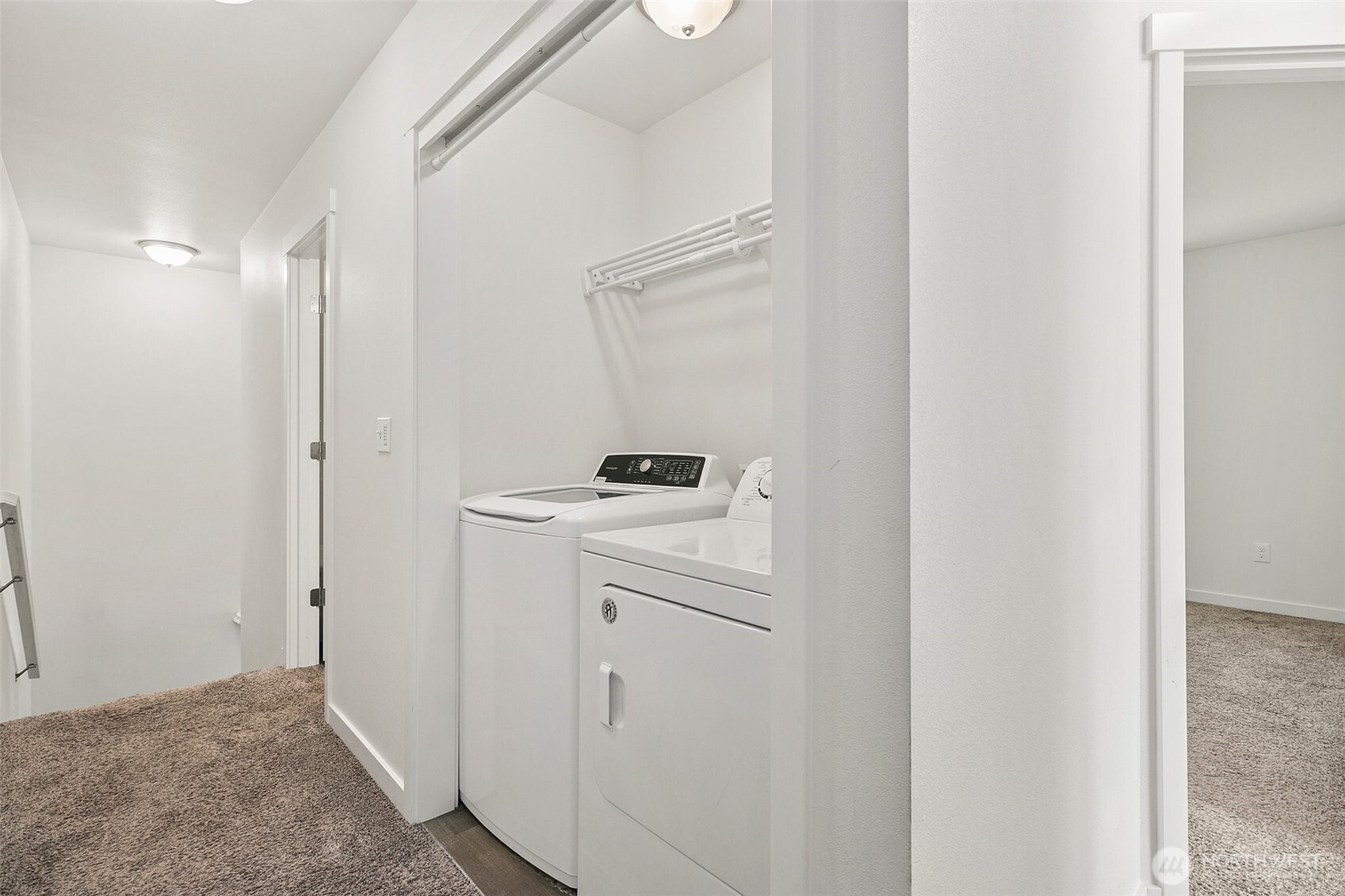 709 3rd Avenue South Kent, WA 98032 - Photo 18 of 26 a utility room with cabinets washer and dryer